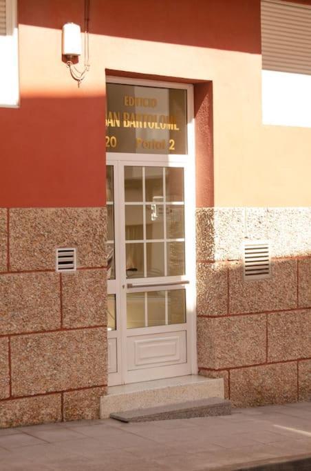 Apartamento Apartamento espacioso cerca de la playa Moaña Exterior foto